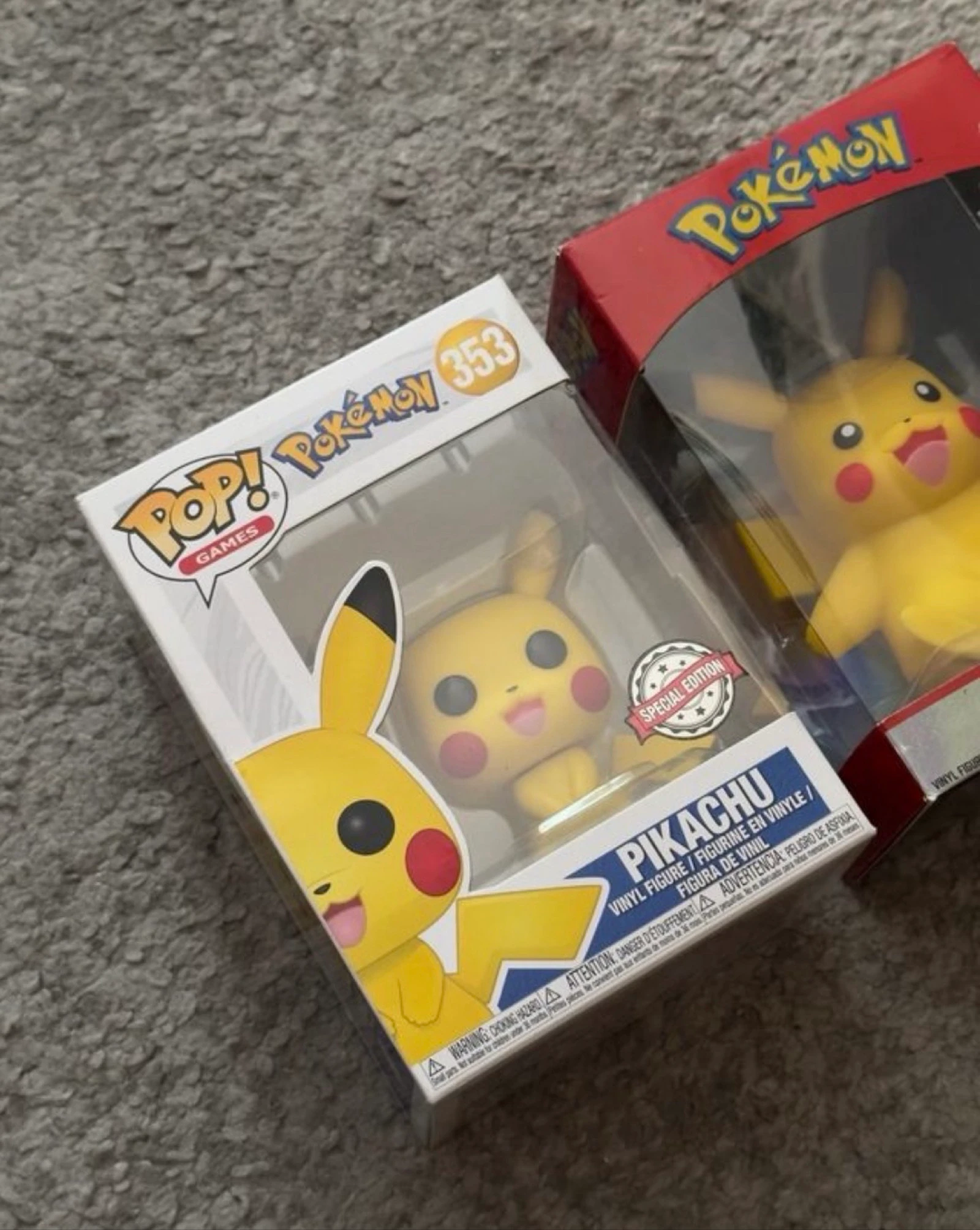 Funko Pop! Pikachu Exclusive en Pokémon Select – photo 2